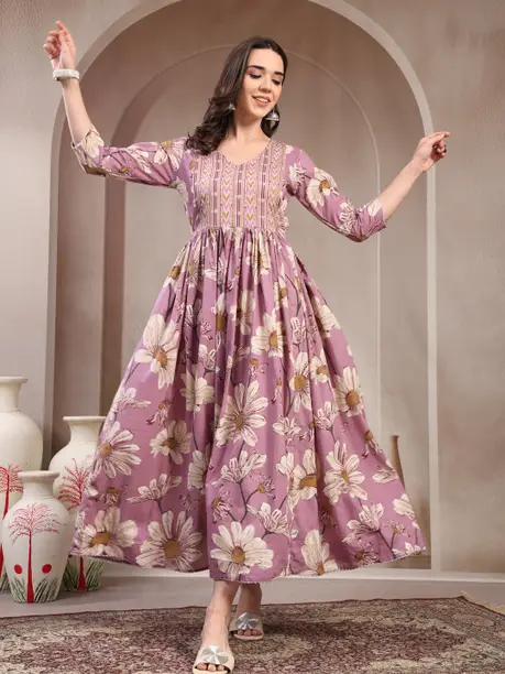 Mauve Daisy Print Flared Maxi Dress